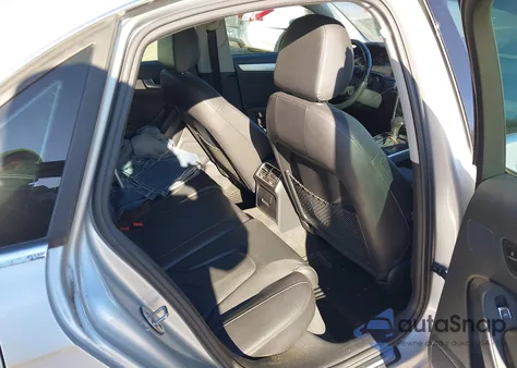 2013 Audi A4 2.0T Premium из США, поврежденный, VIN WAUFFAFL9DN006529